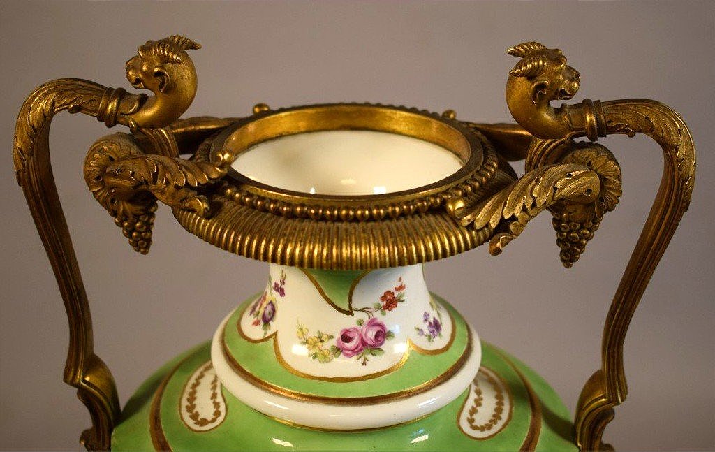 Porcelain And Gilded Bronze Vase-photo-3