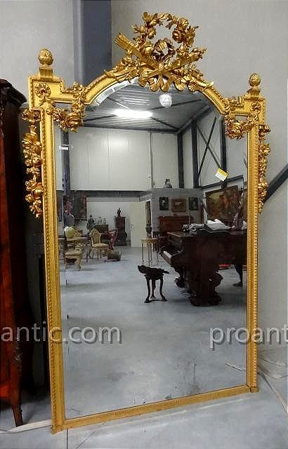 Grand miroir de style Napoleon III en bois doré-photo-4