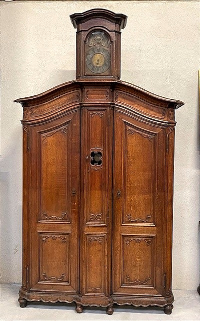 Armoire du XVIIIe siècle
