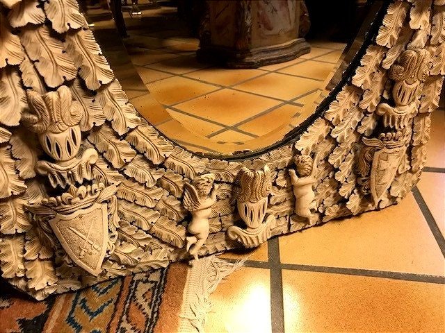 Important And Rare Pair Of Bone Mirrors -photo-3