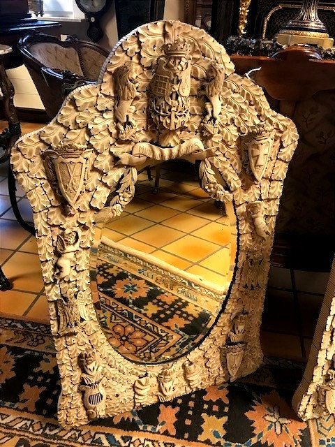 Important And Rare Pair Of Bone Mirrors -photo-4
