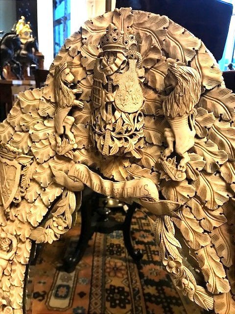 Important And Rare Pair Of Bone Mirrors -photo-2
