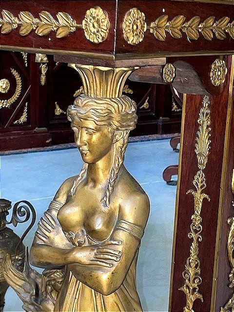 Table de style Empire-photo-1