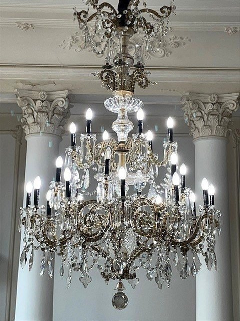 Monumental Baccarat Crystal Chandelier-photo-2