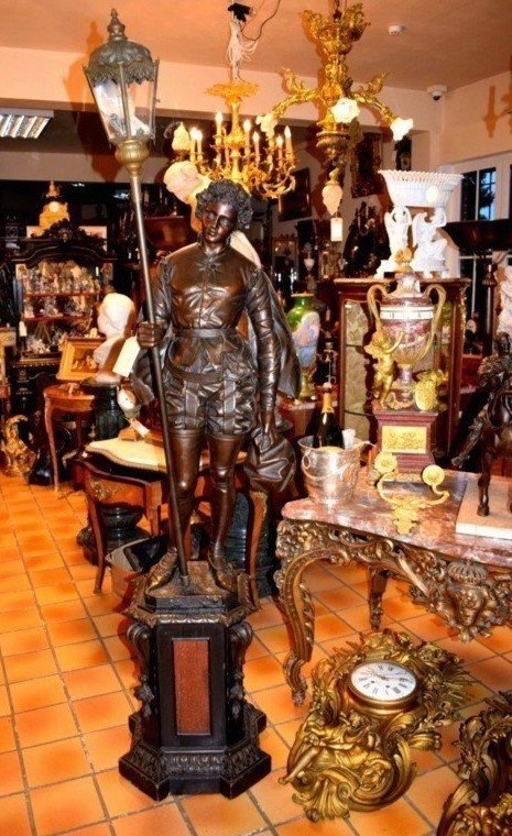 Pair Of Venetian Guardians-photo-4