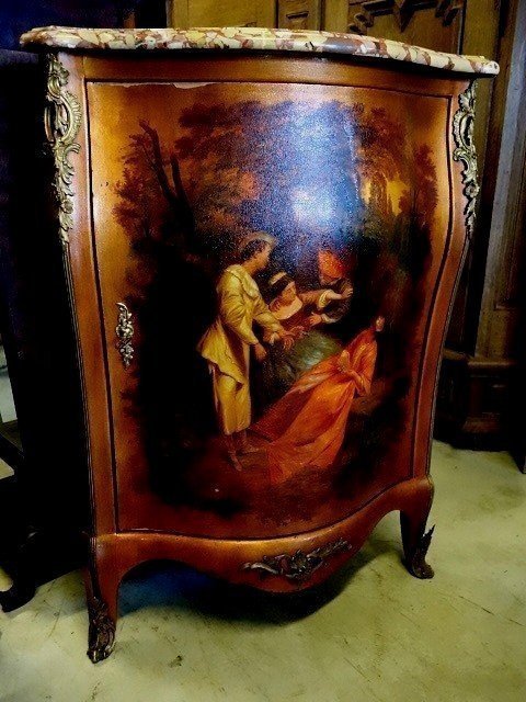 Pair Of Louis XV Style Corner Cabinets -photo-3