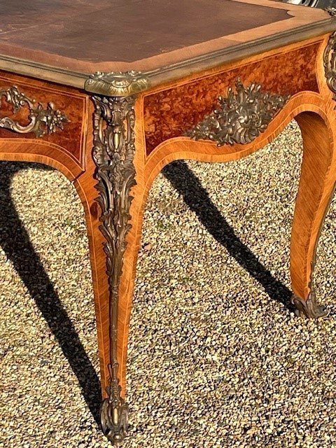 Grand bureau plat de style Louis XV -photo-2