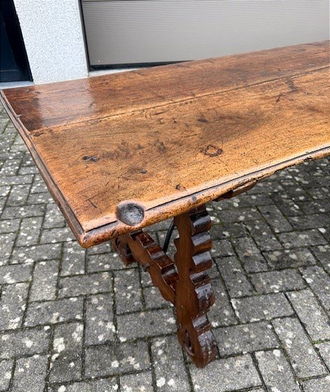 17th Century Spanish Table-photo-2