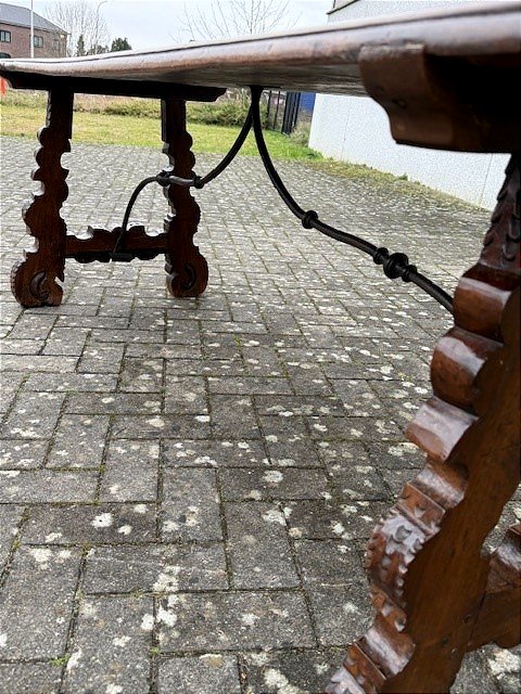 17th Century Spanish Table-photo-1