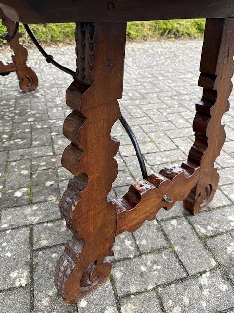 17th Century Spanish Table-photo-8