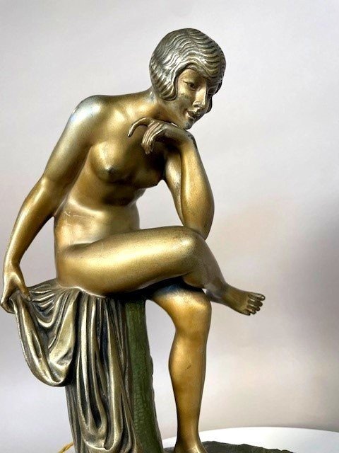Art Deco Sculpture-photo-1