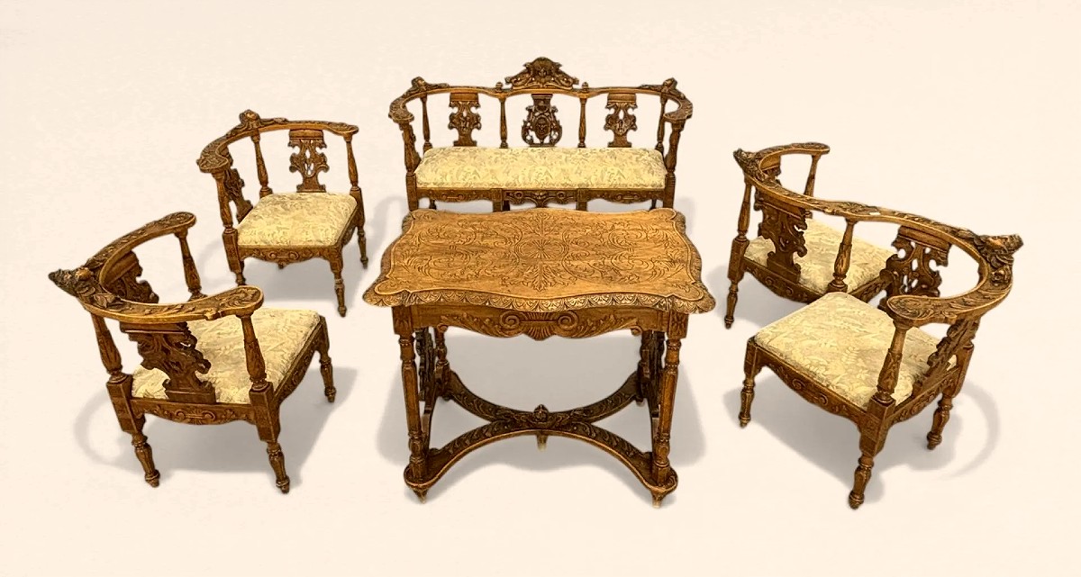 Spectacular Neo-renaissance Salon