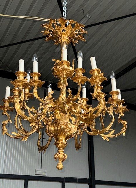 A Large Gilt Bronze Chandelier-photo-4