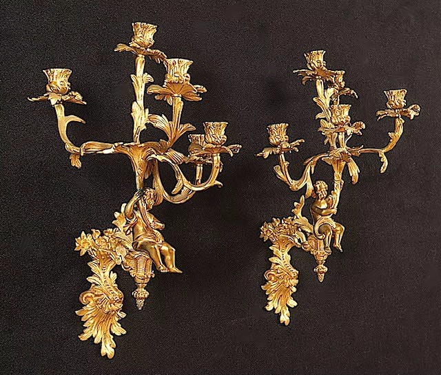 Paire d'appliques en bronze doré