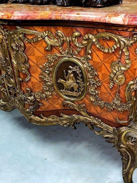 "medallion" Chest Of Drawers-photo-4