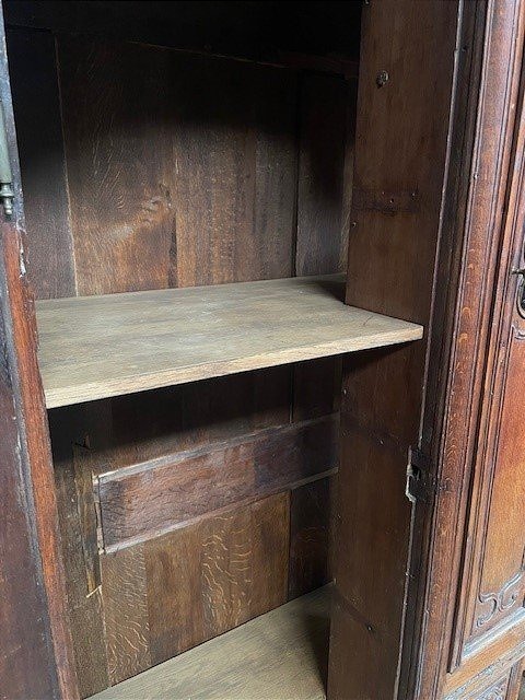 Armoire de château du XVIIIe siècle -photo-8