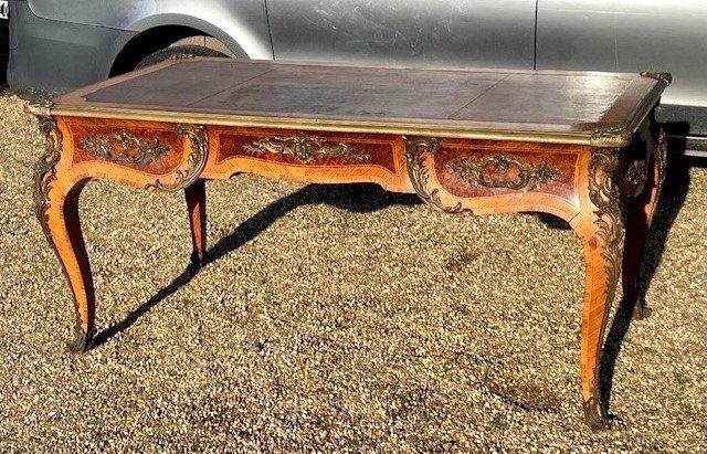  Louis XV-style Office Desk