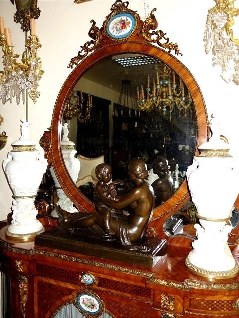Dressoir et miroir en bois de rose et porcelaine de Sèvres-photo-3