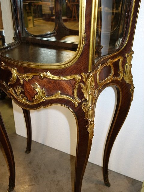 Vitrine de style Louis XV-photo-2