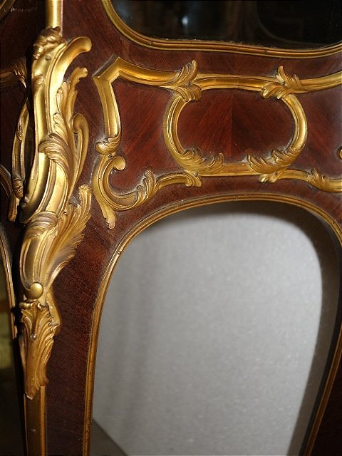 Vitrine de style Louis XV-photo-8