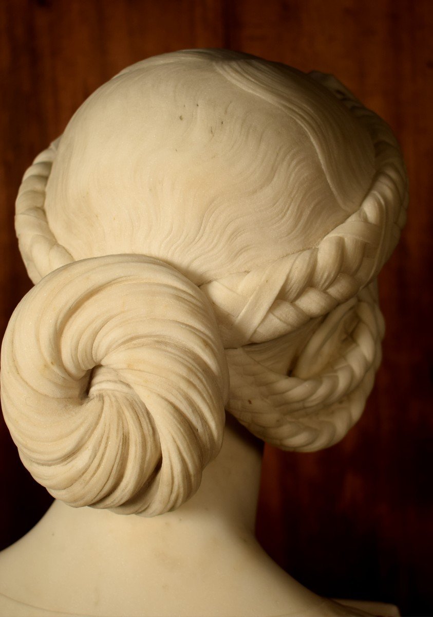 Florentine Bust Made Of Carrara Marble -photo-1