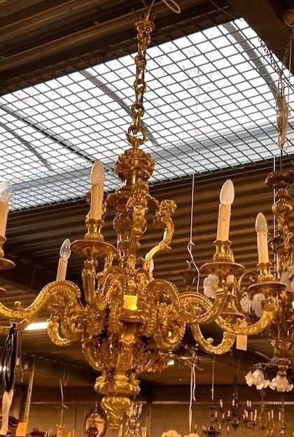 Gilded Bronze Castle Chandelier -photo-4