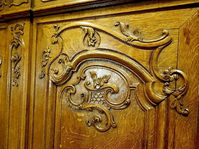 18 Th Century Wardrobe From Liège-photo-2