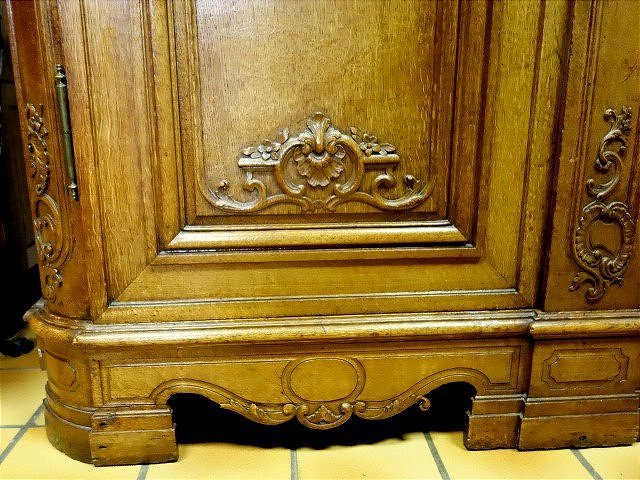 18 Th Century Wardrobe From Liège-photo-4