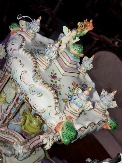 Carosse à chevaux en porcelaine -photo-5