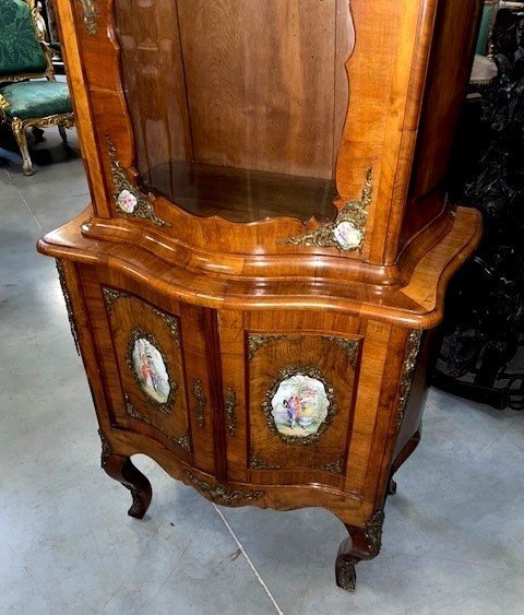 Baroque Display Case-photo-2