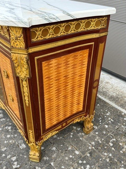 Louis XVI-style Dresser-photo-4