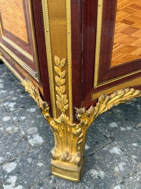Louis XVI-style Dresser-photo-1