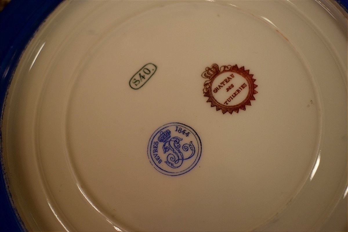 17 Sèvres Plates-photo-1