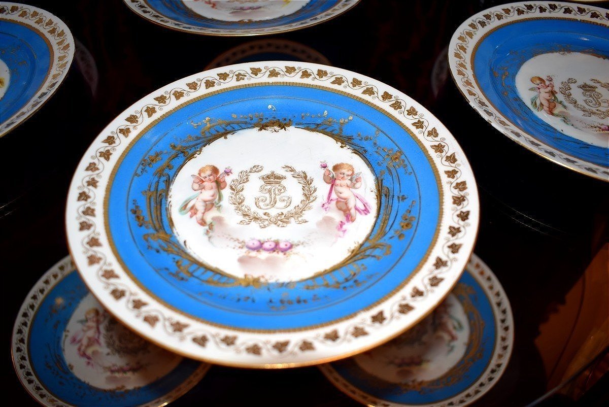 17 Sèvres Plates-photo-2