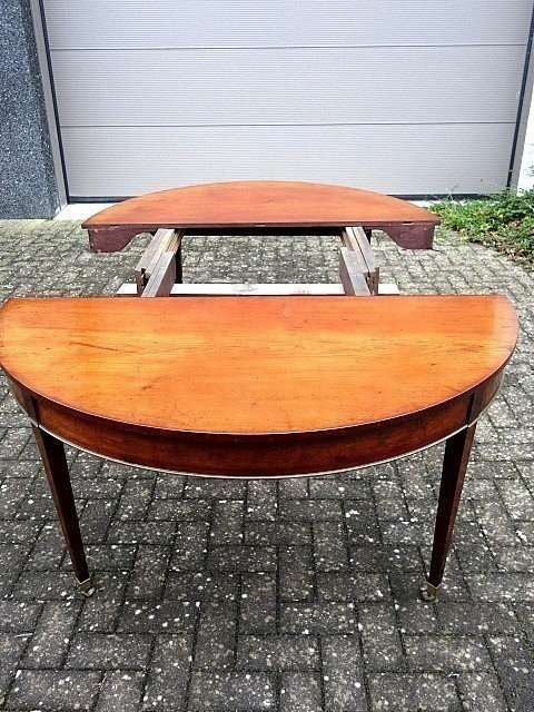 Dining Table From The Last Quarter Of The 18th Century -photo-2
