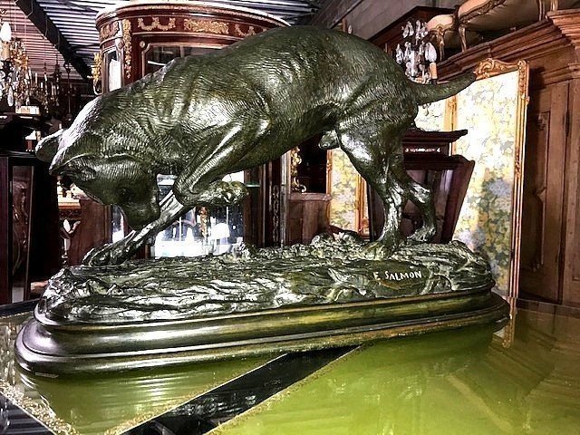 Large Bronze Hunting Dog-photo-1