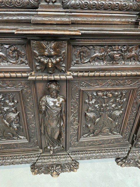 Renaissance-style Furniture Set -photo-4