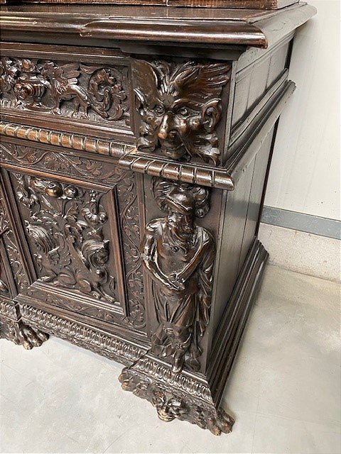 Renaissance-style Furniture Set -photo-6