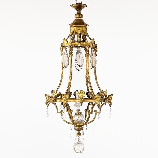 French Gilded Bronze And Crystal Chandelier