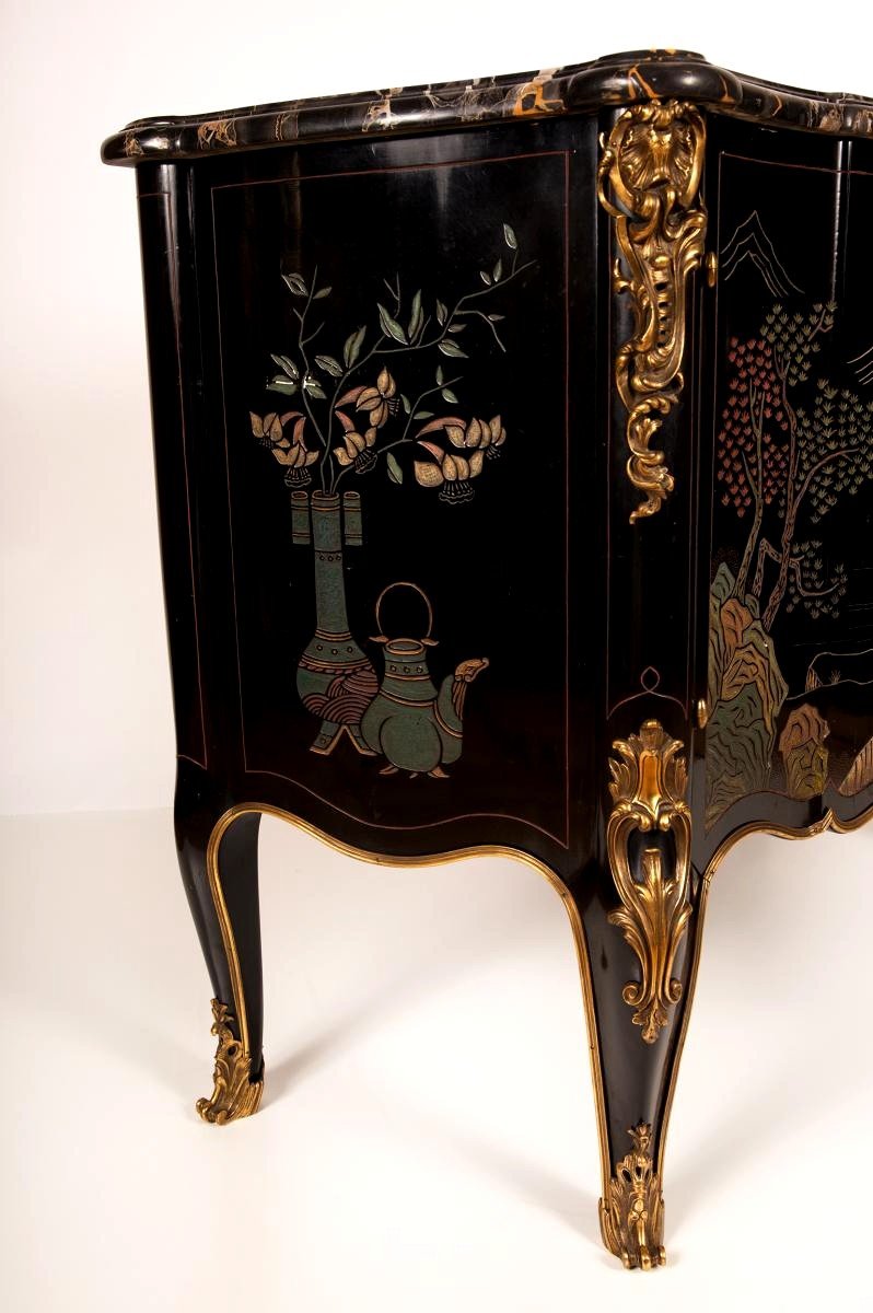 Louis XV Lacquer Cabinet-photo-4