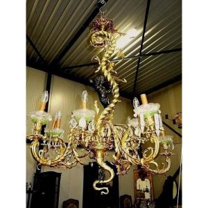 Lustre de style rocaille aux amours