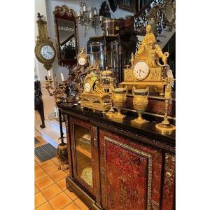 Paire de vases vers 1805