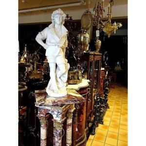 Sculpture en marbre de Carrare