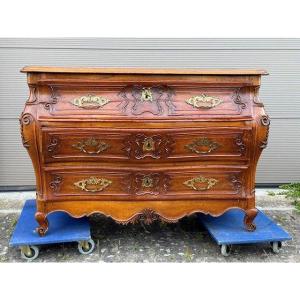 Provençal Chest Of Drawers Made Of Solid Walnut