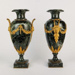 Paire de vases monumentales