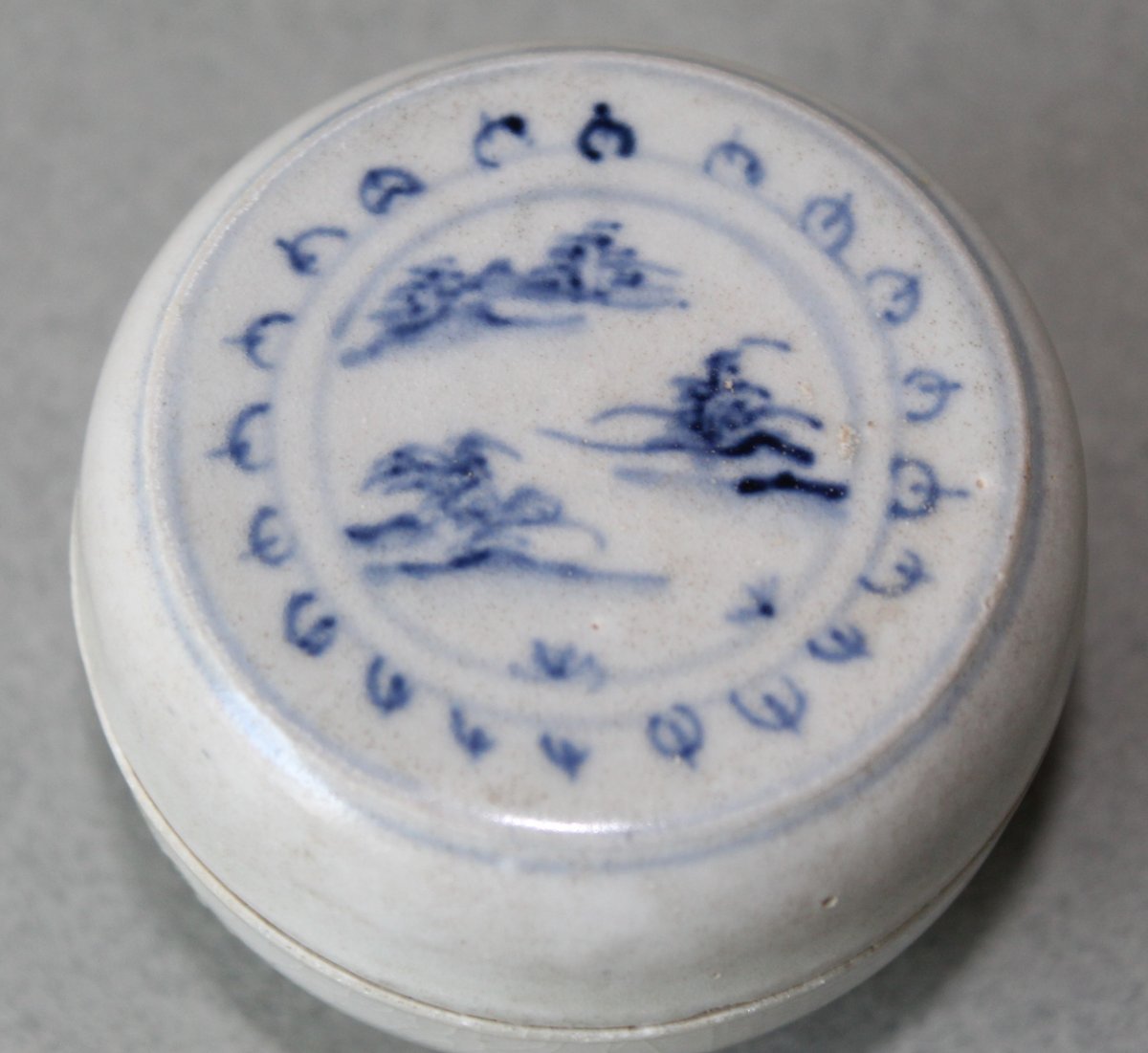 Hoi An Hoard: Vietnamese Ceramic Covered Box Circa 1490