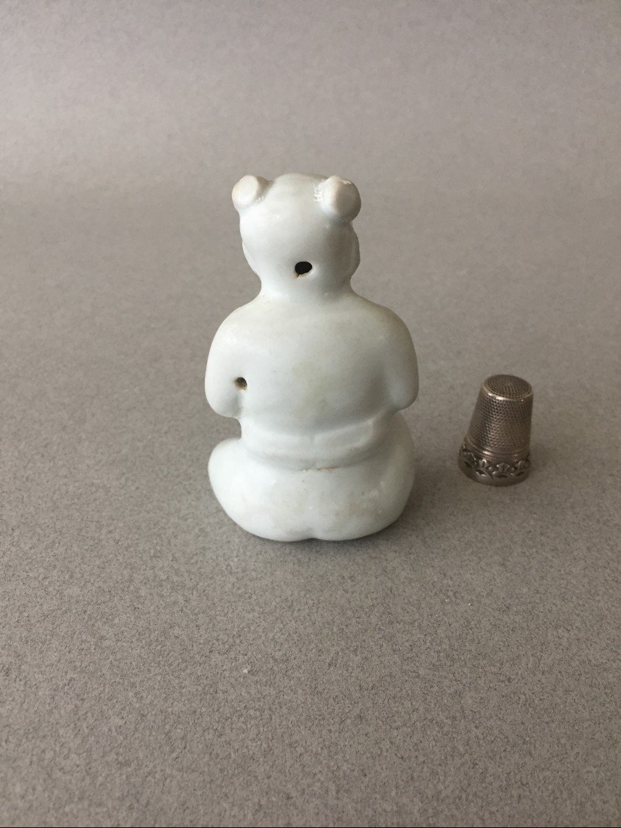 Chine - Ca Mau Cargo: Figurine jeune garçon assis 18ème siècle-photo-3
