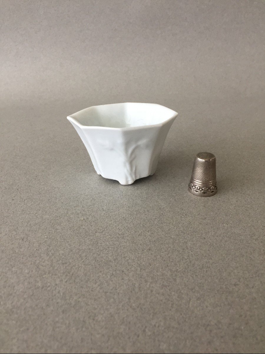 Blanc De Chine Porcelain: Libation Cup Early 18th Century-photo-2