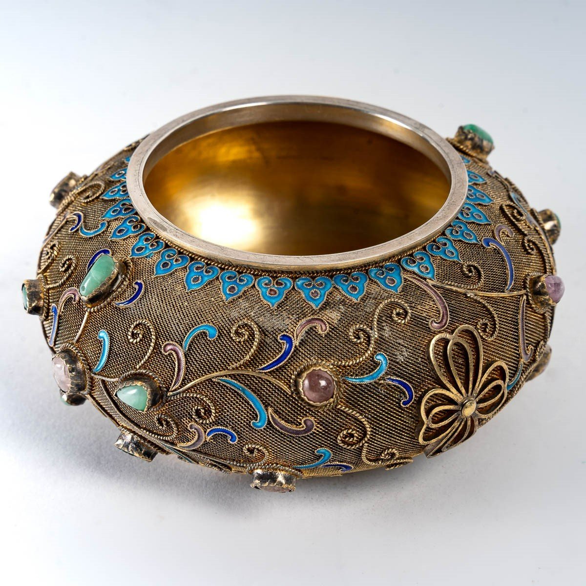 China: Jewel In Filigree Vermeil, Enamels And Set Stones.-photo-2