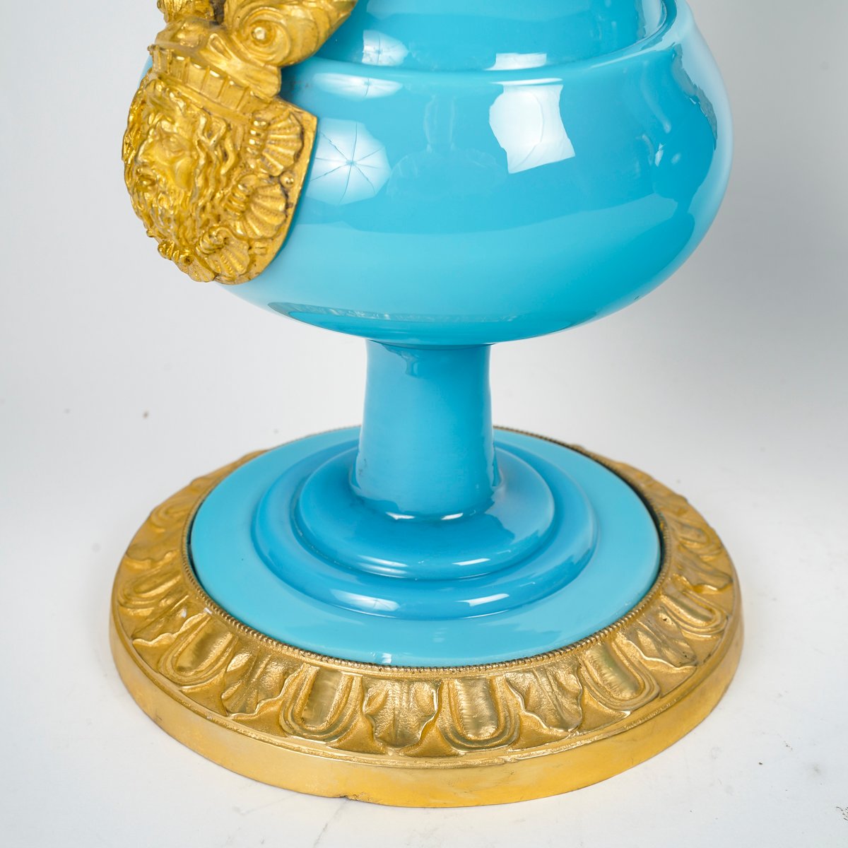 RUSSIE : Paires vases opaline bleue, début 19e siècle.-photo-3